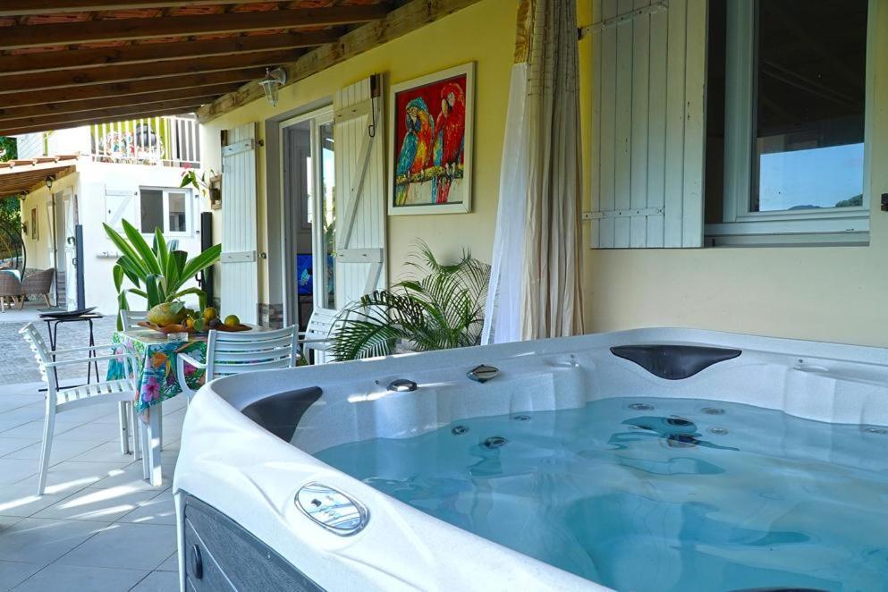 Residence Flores De Maria Le Marin Buitenkant foto